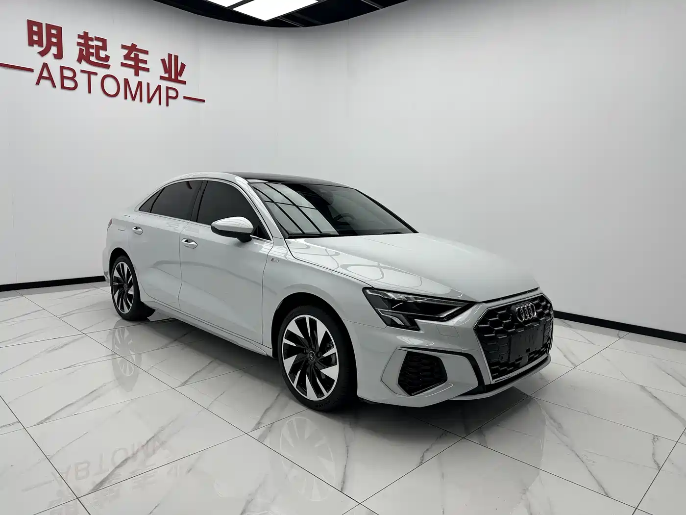 Audi A3 2023 A3L Limousine 35 TFSI Fashion Sport фото 3