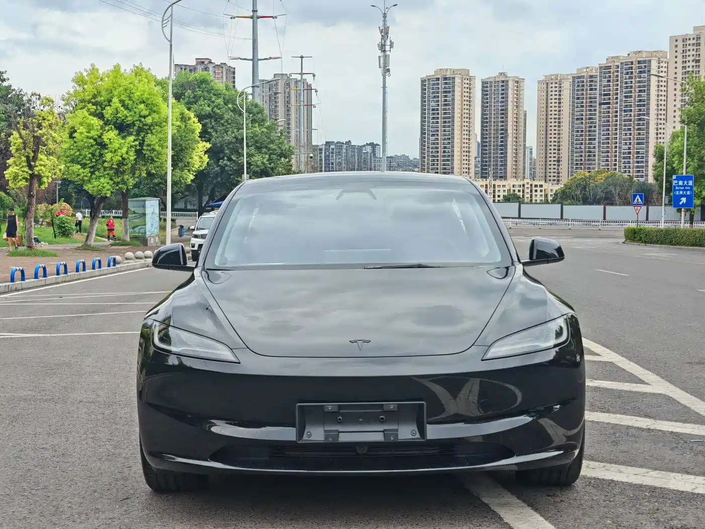 Tesla Model 3 2026 2025 Long Range All-Wheel Drive