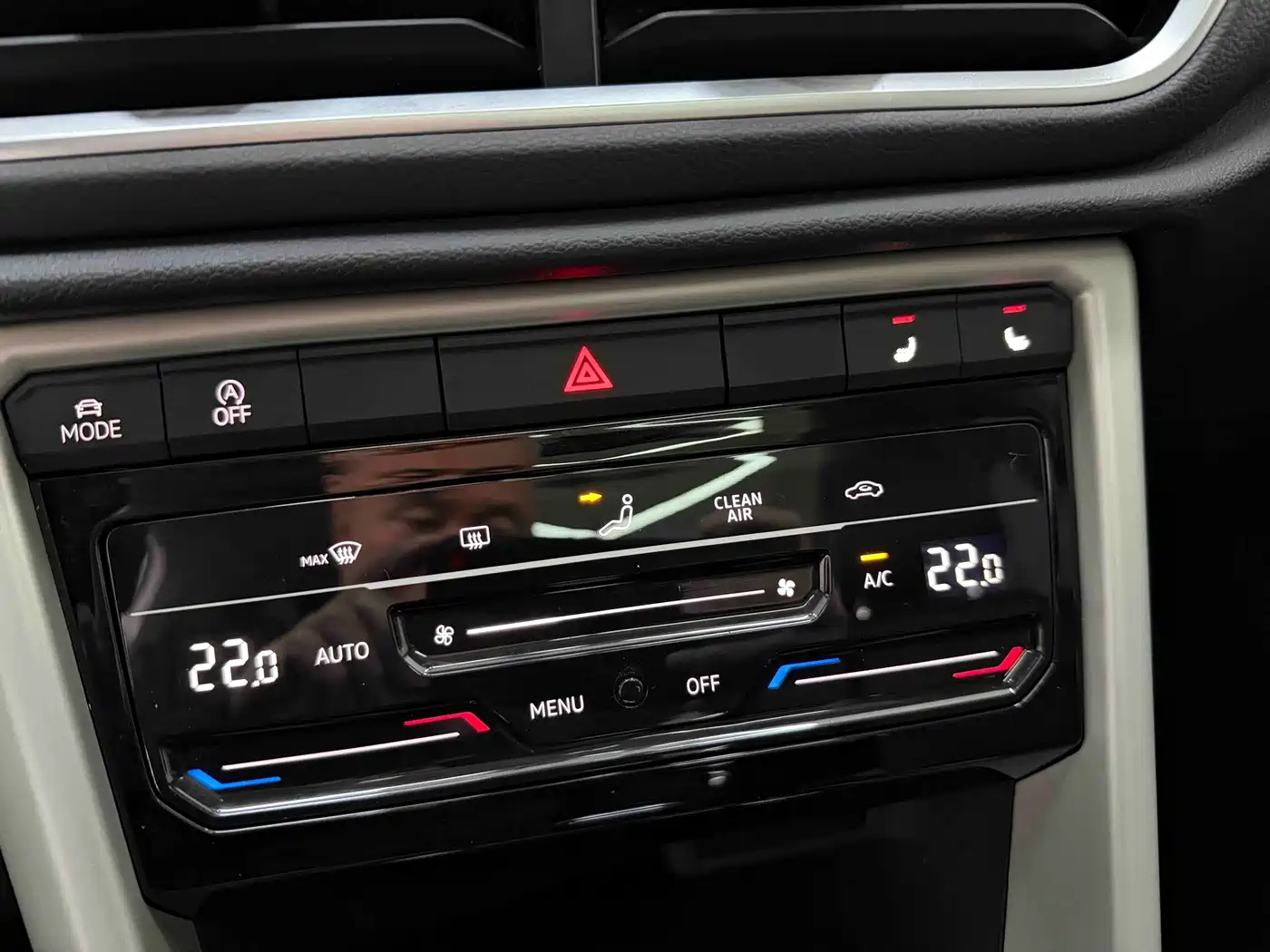 Volkswagen T-ROC 2023 280TSI DSG 2WD Time Edition фото 12