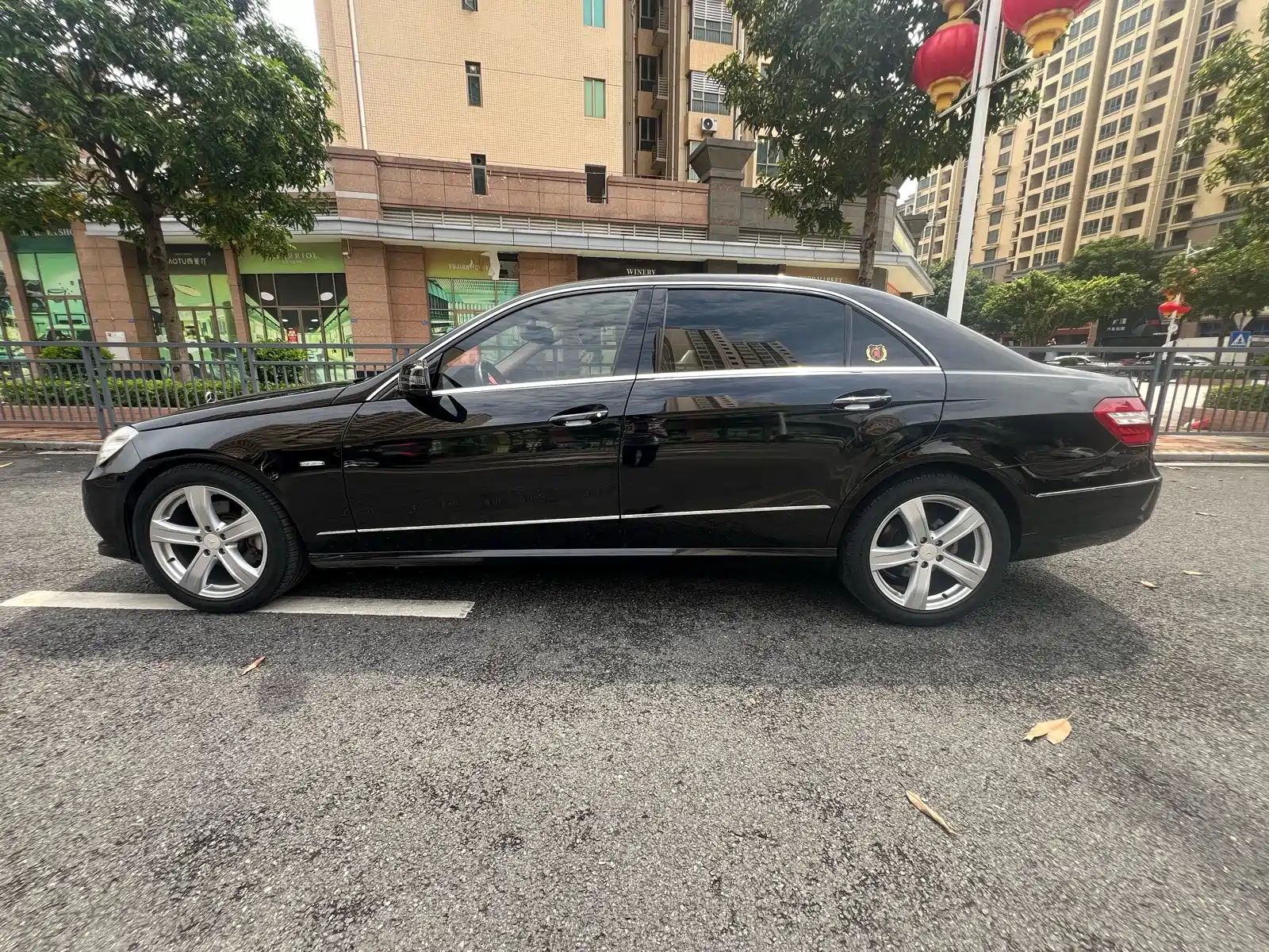 Фото 6 - Mercedes-Benz E-Class