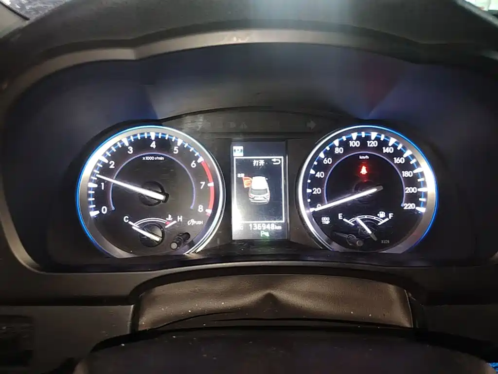 Фото 8 - Toyota Highlander