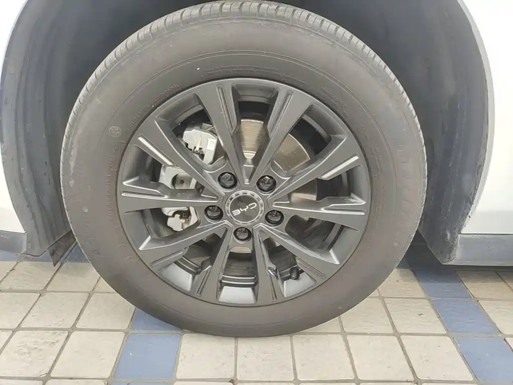 BYD e7 2025 2025 520 Smart Driving Edition