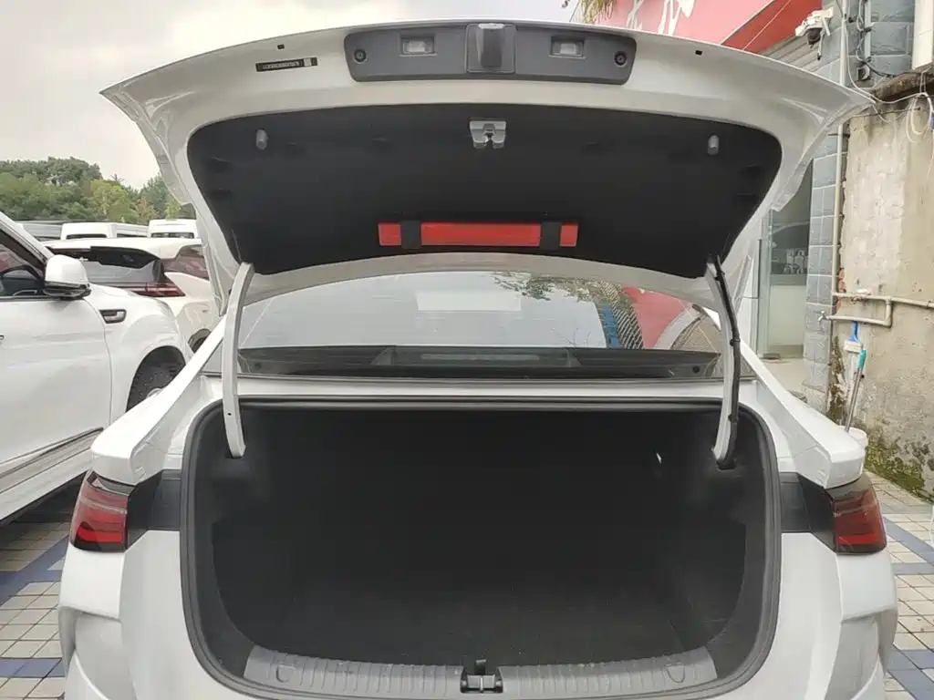 BYD e7 2025 2025 520 Smart Driving Edition