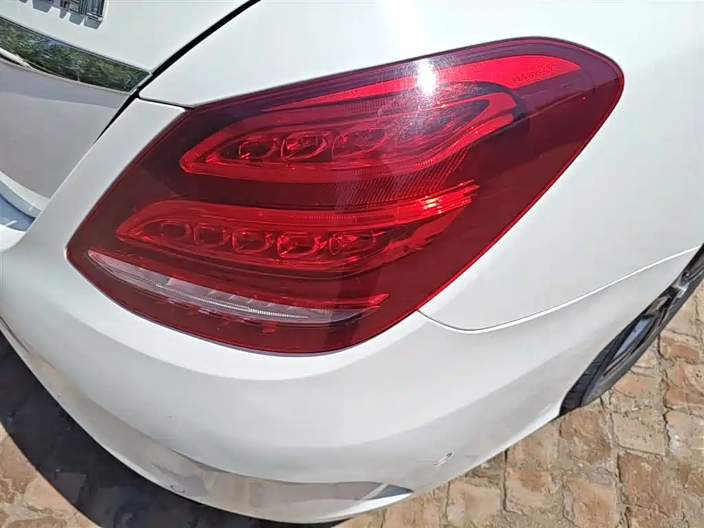 Mercedes-Benz C-Class 2016 C 200 L Sport фото 8