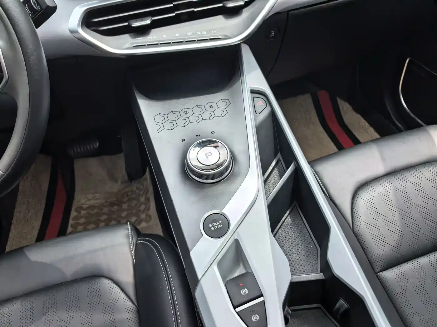GEELY GEOMETRY C