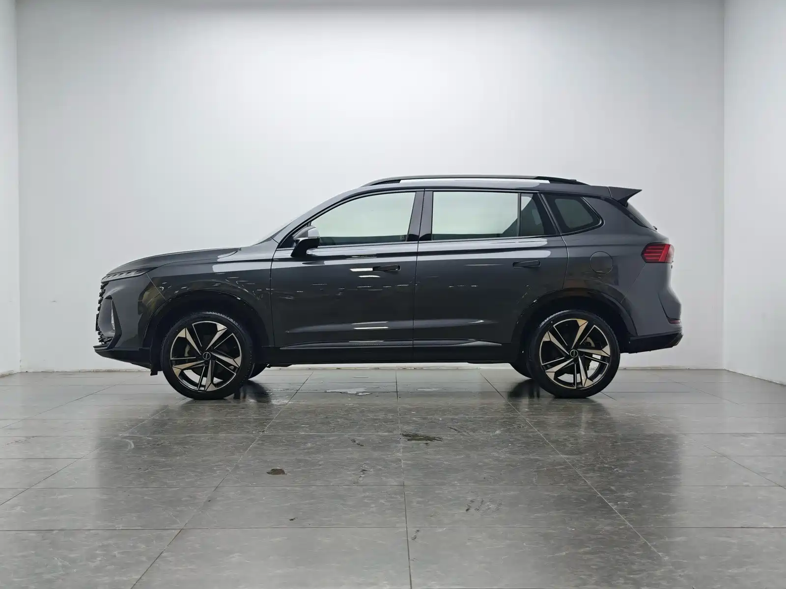 Photo 10 - Roewe RX5 MAX