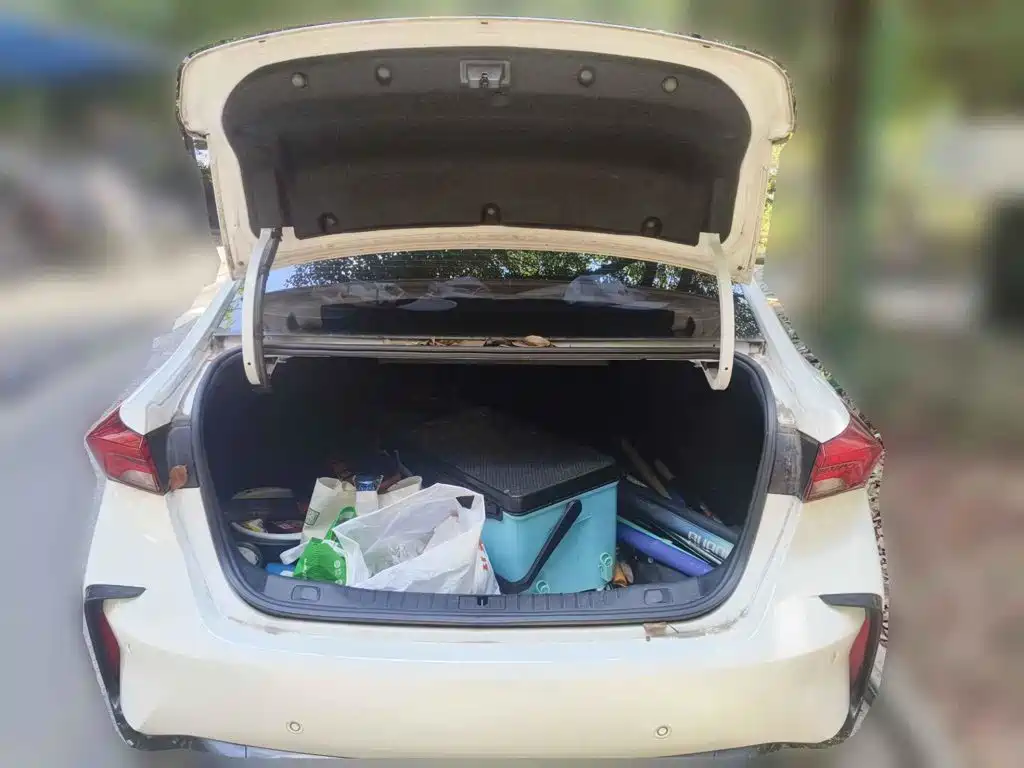 Photo 5 - Buick Verano