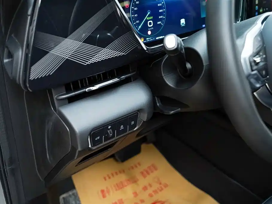 Haval Xiaolong MAX 2023 1.5L Hi4 105 4WD Smart Flagship фото 7