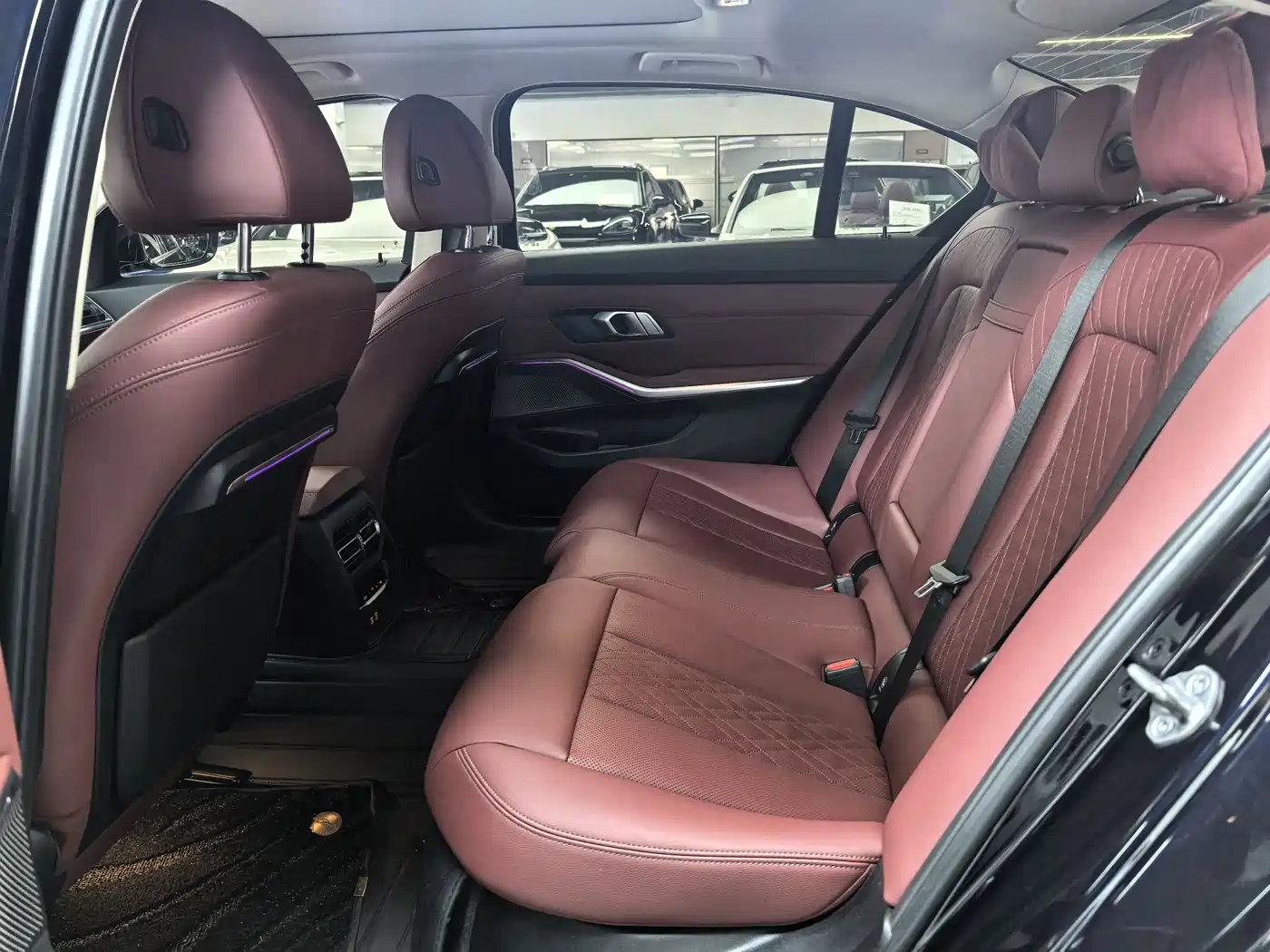 BMW 3 Series 2021 325Li M Sport Package фото 11