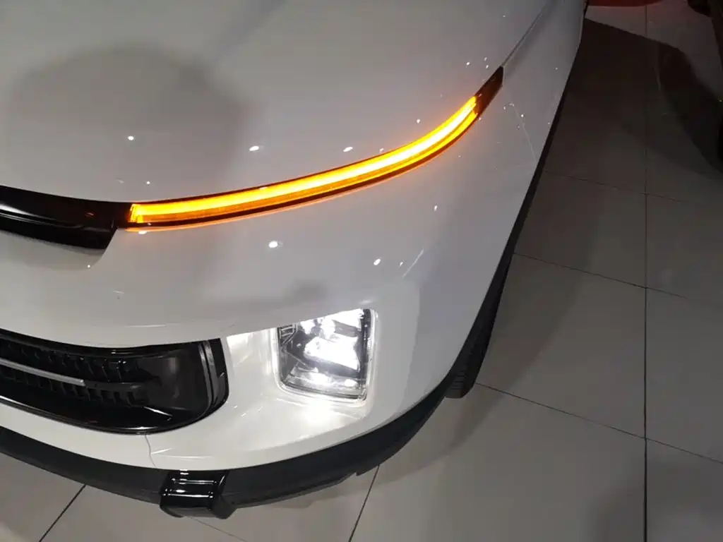 Geely ICON 2025 2026 Chocolate 1.5TD Pure Edition