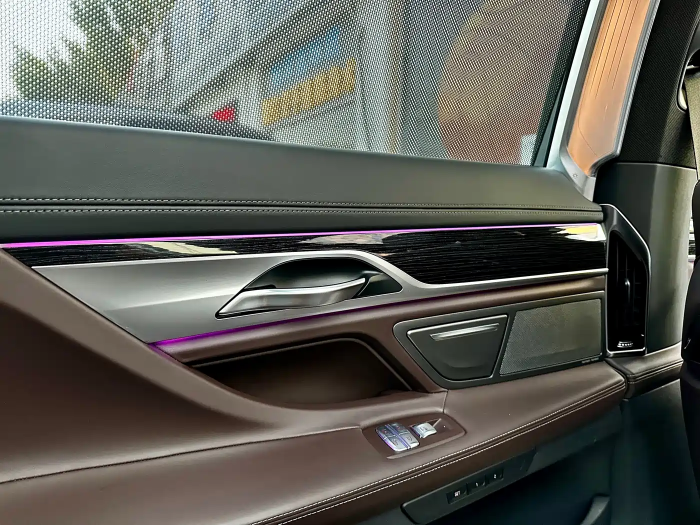 BMW 7 Series 2021 Model 730Li M Sport Package фото 10