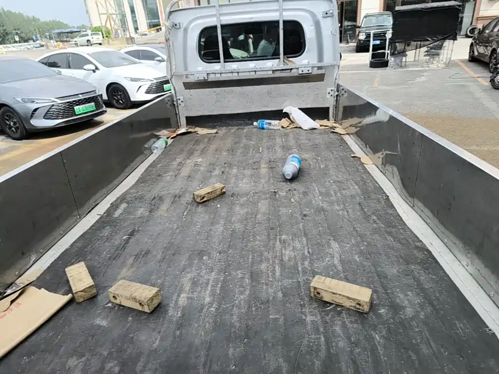Yuan Cheng Farizon Star Enjoy F1E 2025 2023 Flatbed Truck EVE Energy 41.86kWh