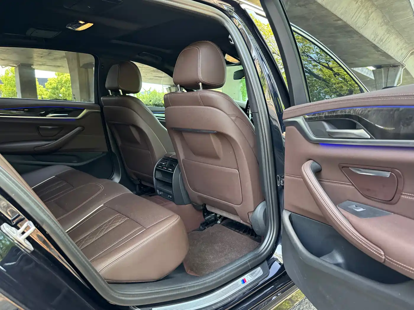 BMW 5 Series 2022 525Li M Sport Package фото 9