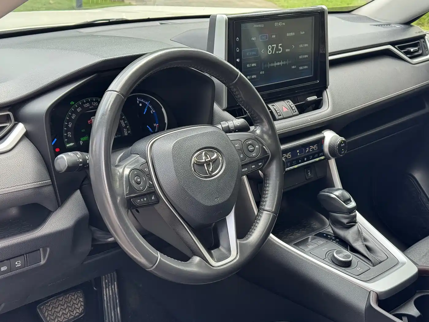 Toyota RAV4 Rongfang 2021 Hybrid 2.5L E-CVT AWD Elite PLUS Edition фото 8