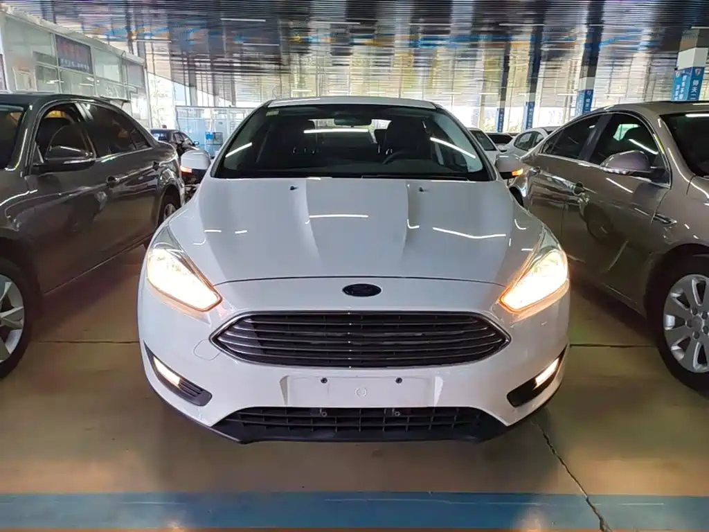 Ford Focus 2018 2018 Sedan Classic 1.6L Automatic Trend Smart Edition
