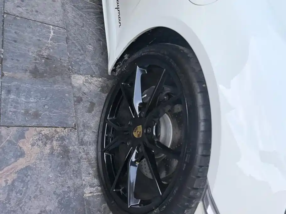 Photo 6 - Porsche 718