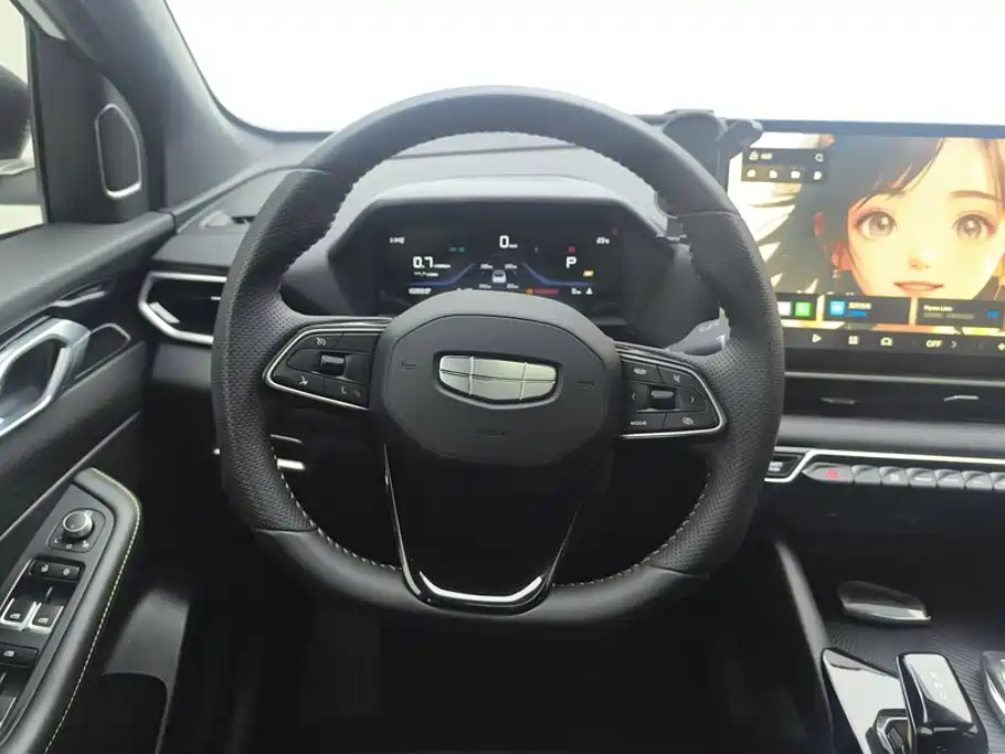 Фото 15 - Geely Coolray