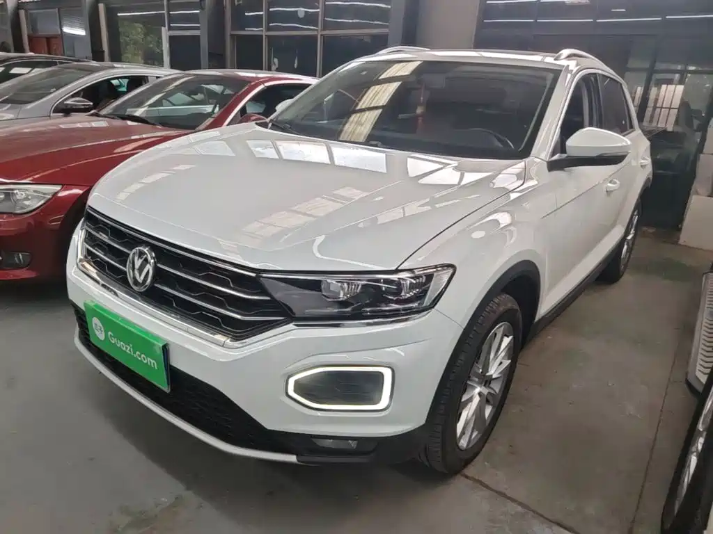 Фото 1 - Volkswagen T-ROC