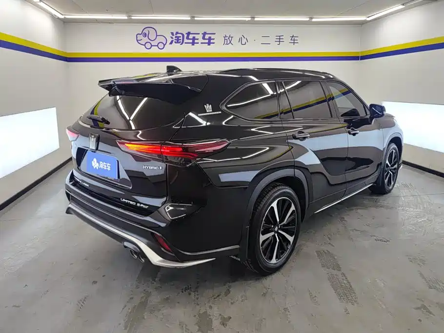 Toyota Crown Kluger 2023 2023 2.5L HEV AWD Flagship Edition