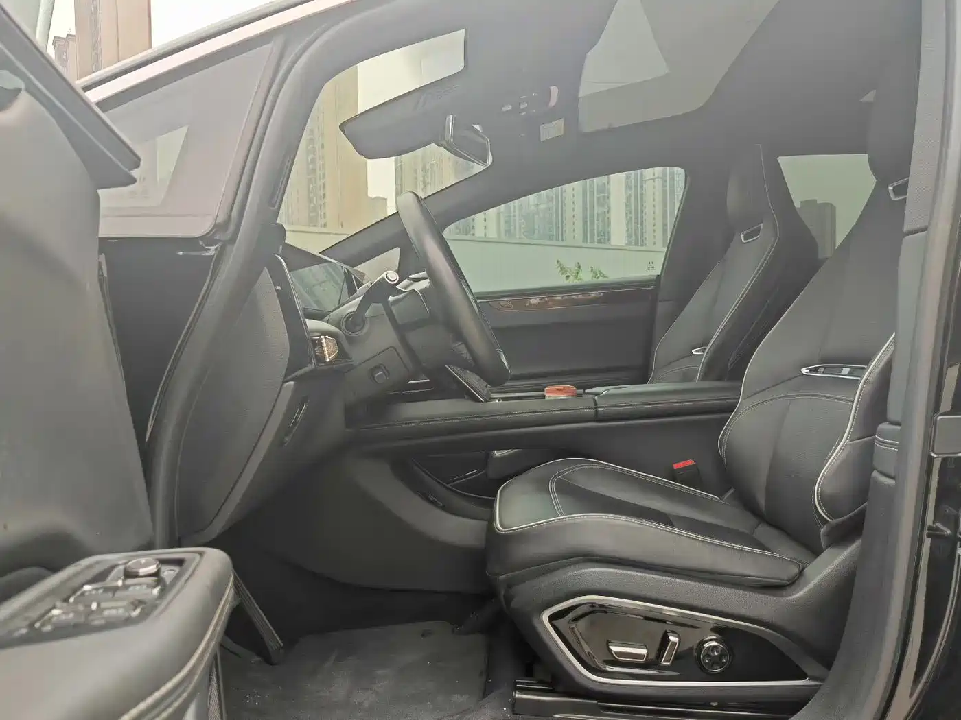 HiPhi X 2024 2022 Smart Premium 6-Seater Long Range