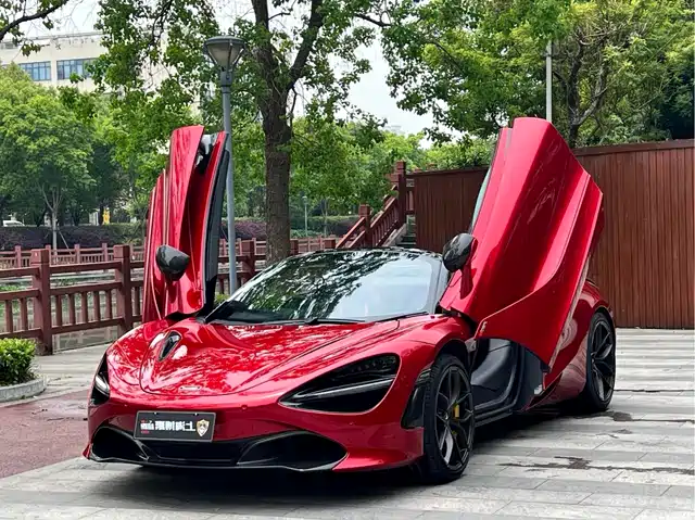 mclaren 720s