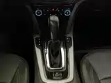 Photo 13 - Chevrolet Malibu