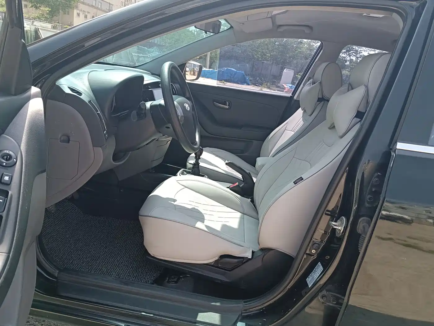Hyundai Elantra 2011 1.6L Manual Comfort фото 7