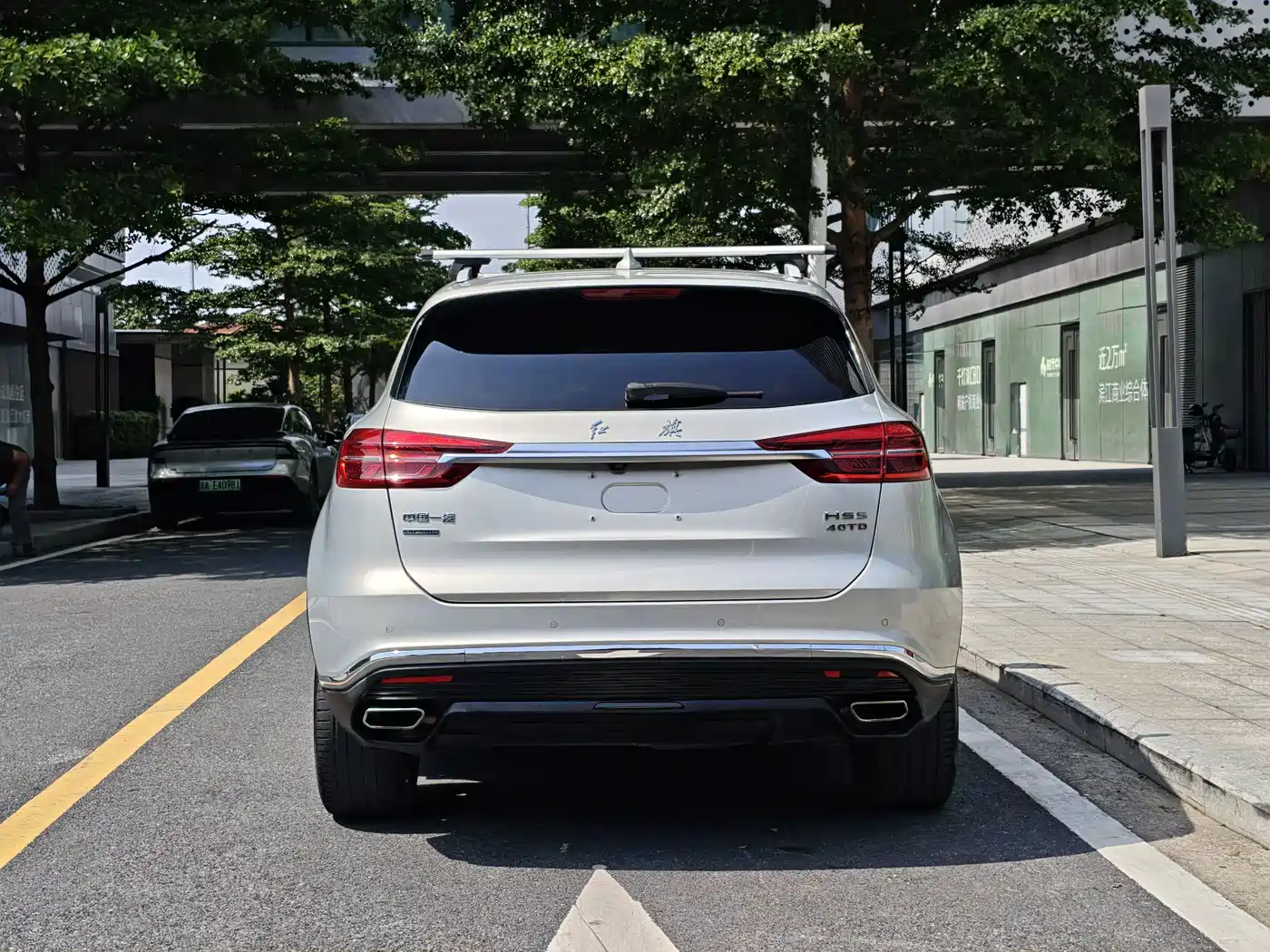Hongqi HS5 2019 2.0T Smart Connect Enjoy 4WD Edition фото 3
