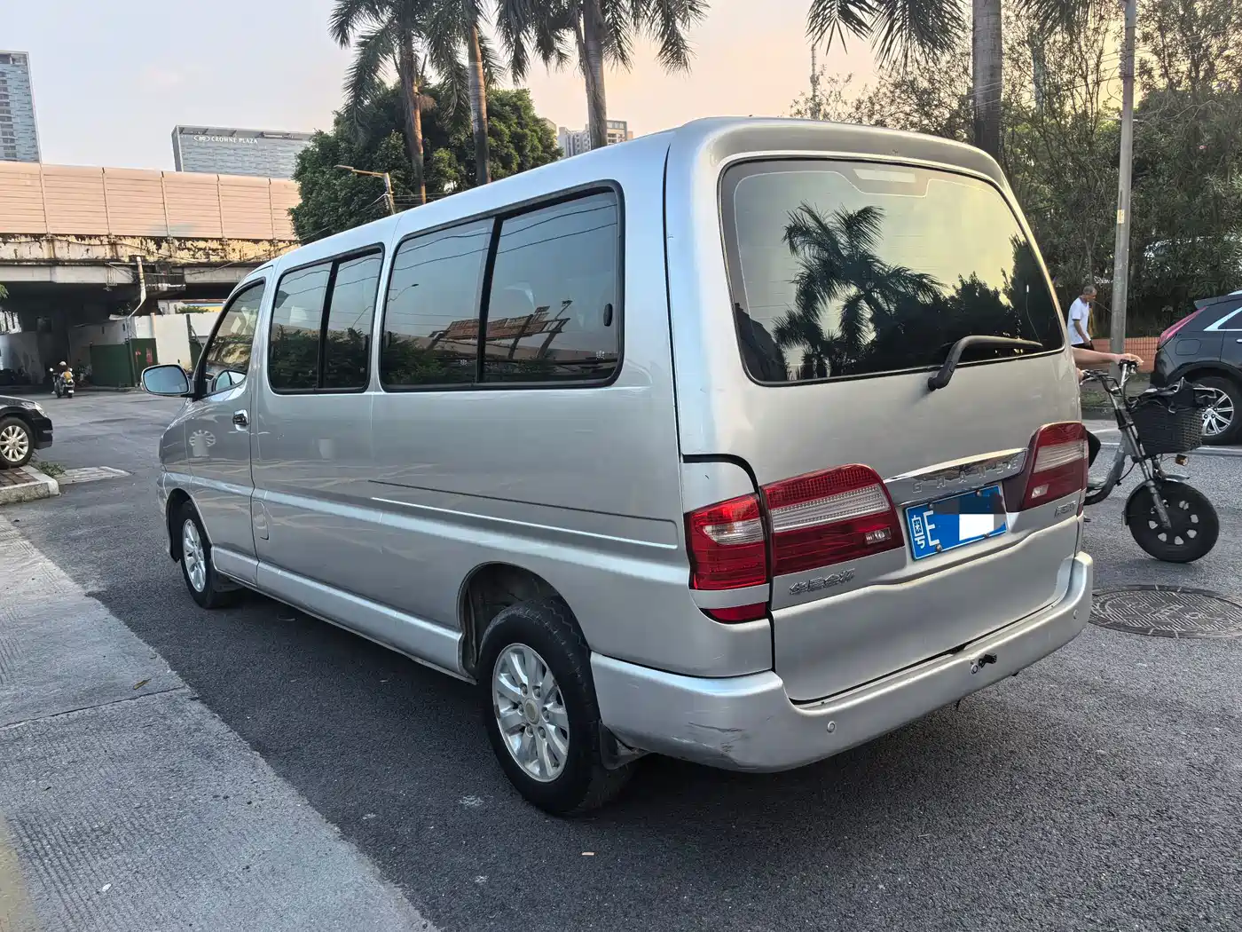 Jinbei Grace 2019 2016 2.0L Express Utility