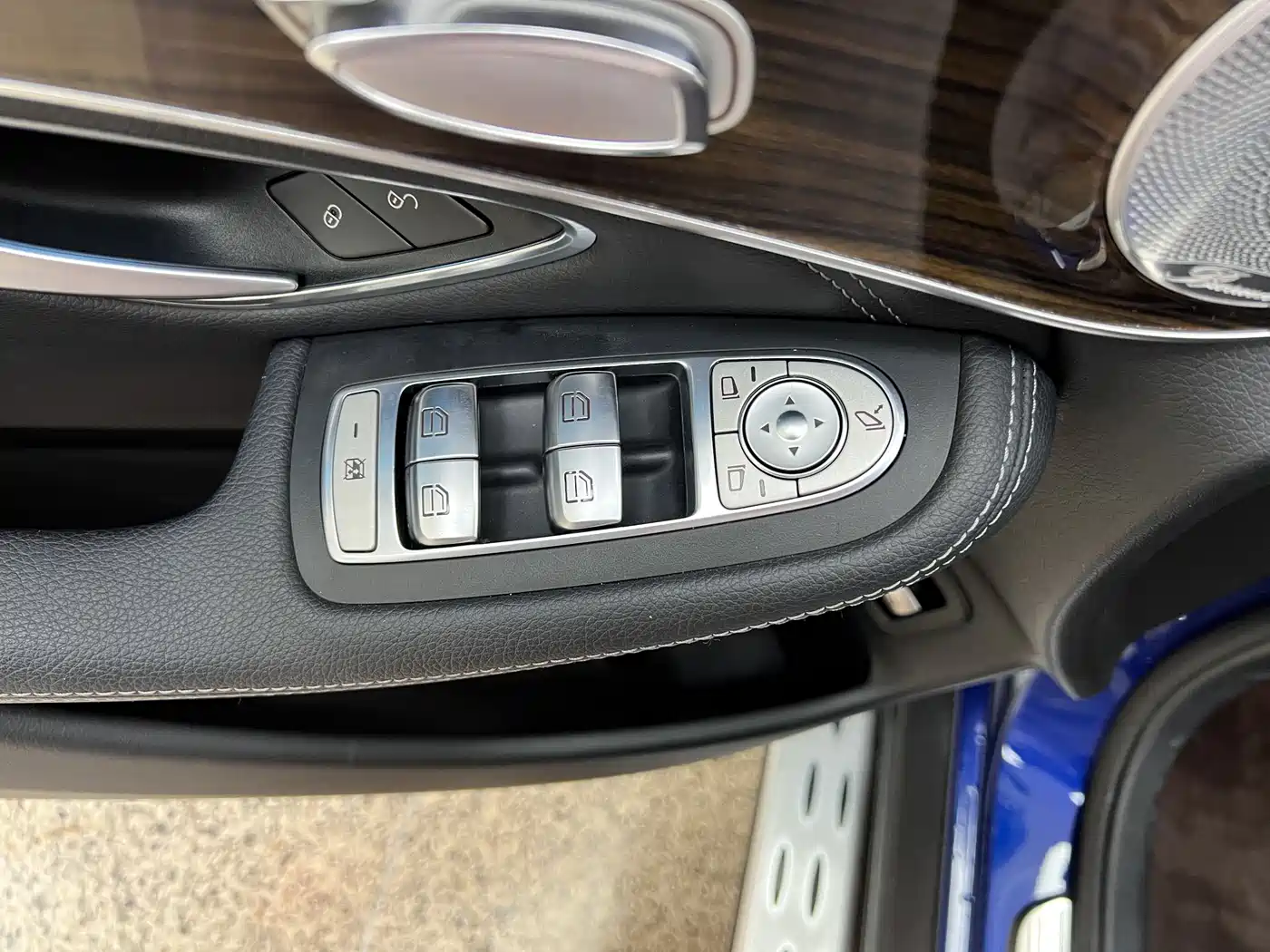 Mercedes-Benz GLC 2018 GLC 260 4MATIC Luxury фото 32