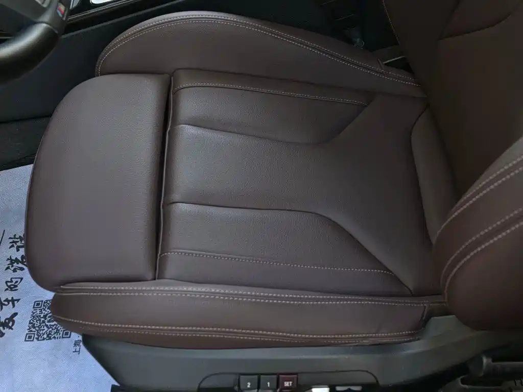 BMW 1 Series 2023 125i M Sport Shadow Edition фото 19