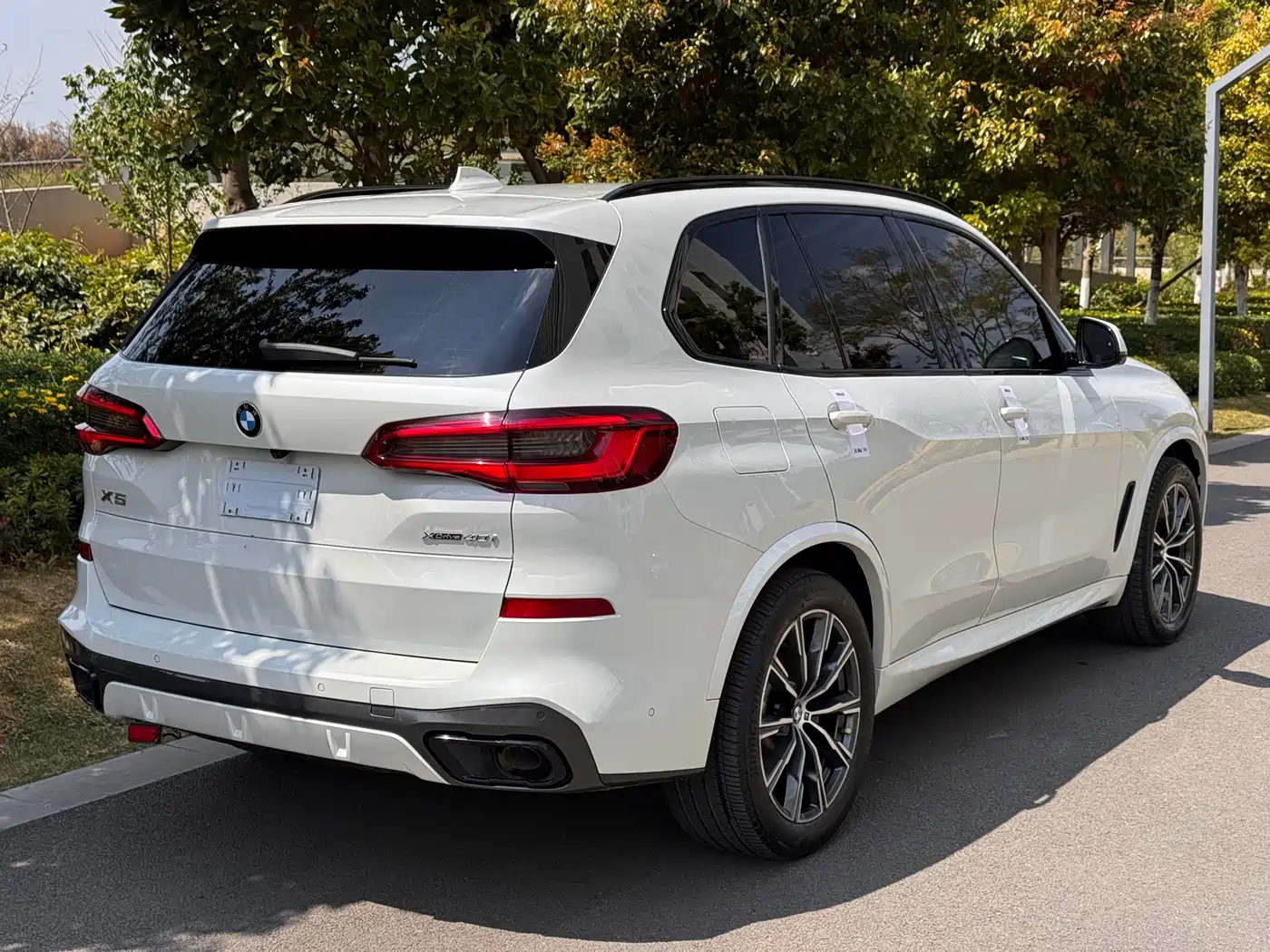 BMW X5 (Import) 2019 xDrive40i Exclusive M Sport Package фото 31