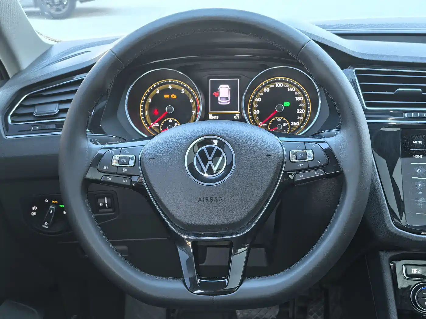 Volkswagen Tiguan L 2021 330TSI Automatic 2WD Smart фото 9