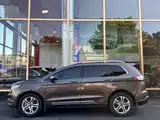 Фото 11 - Ford Edge