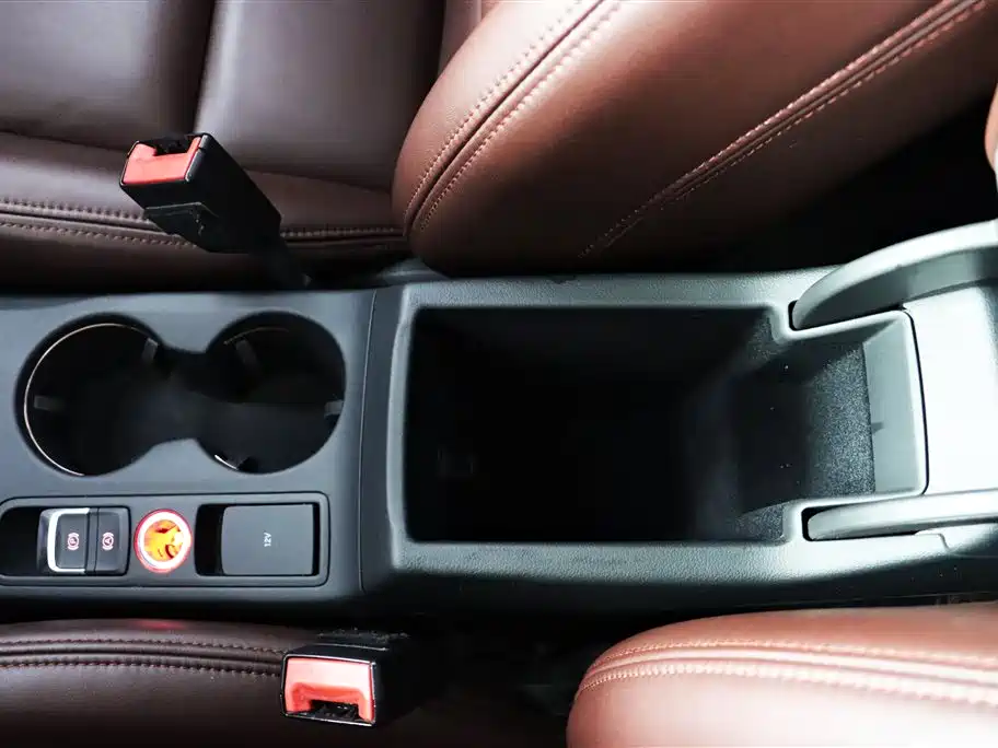 Audi Q3 2015 35 TFSI quattro Technology фото 18