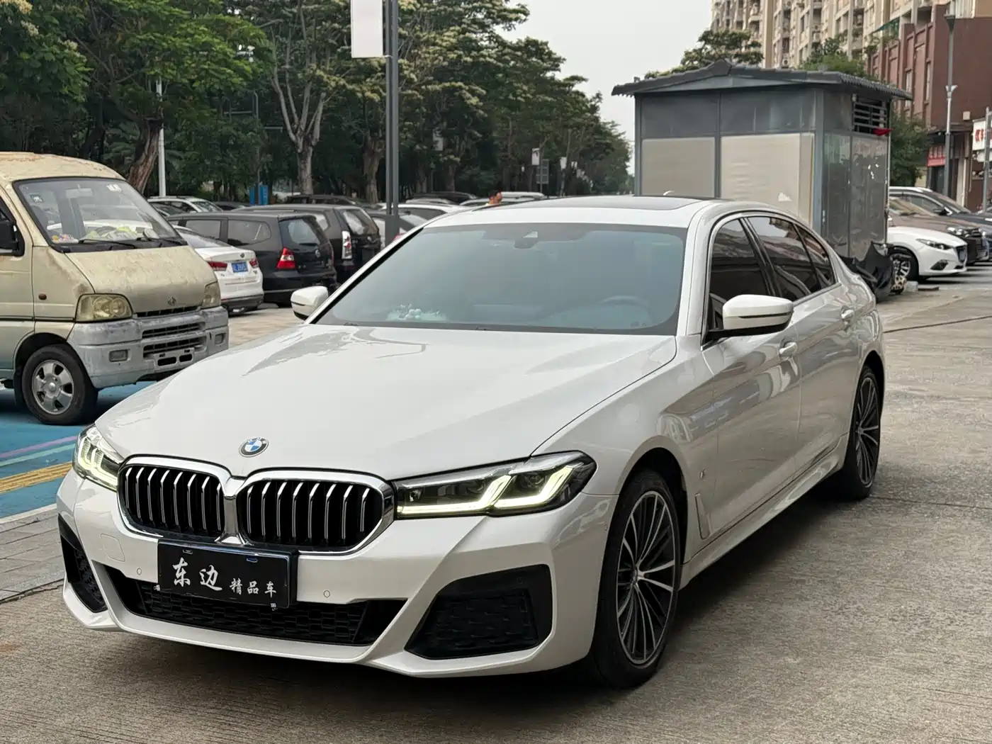 BMW 5 Series 2021 530Li Leading M Sport Package