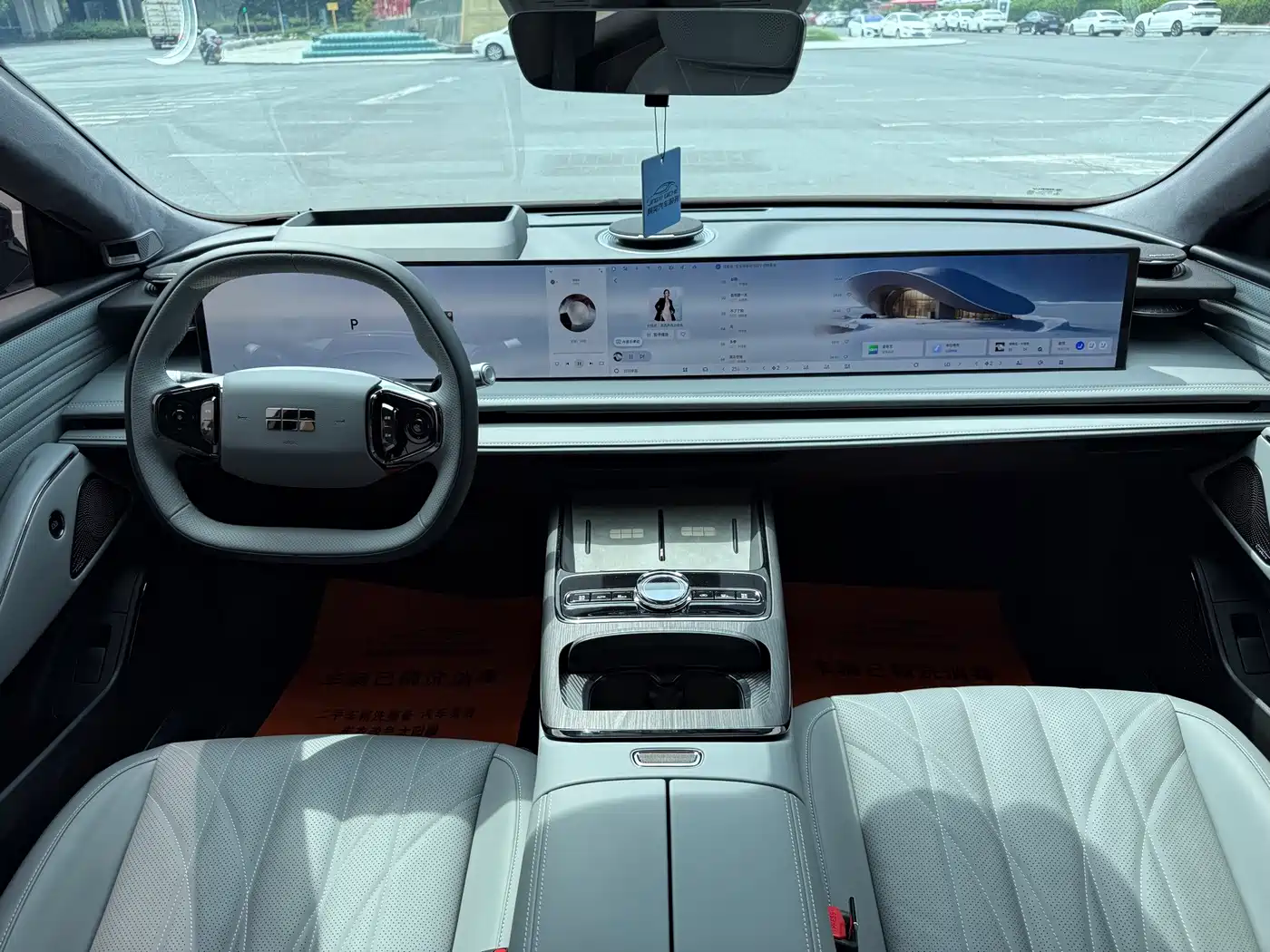 2025 Geely Galaxy Galaxy E8