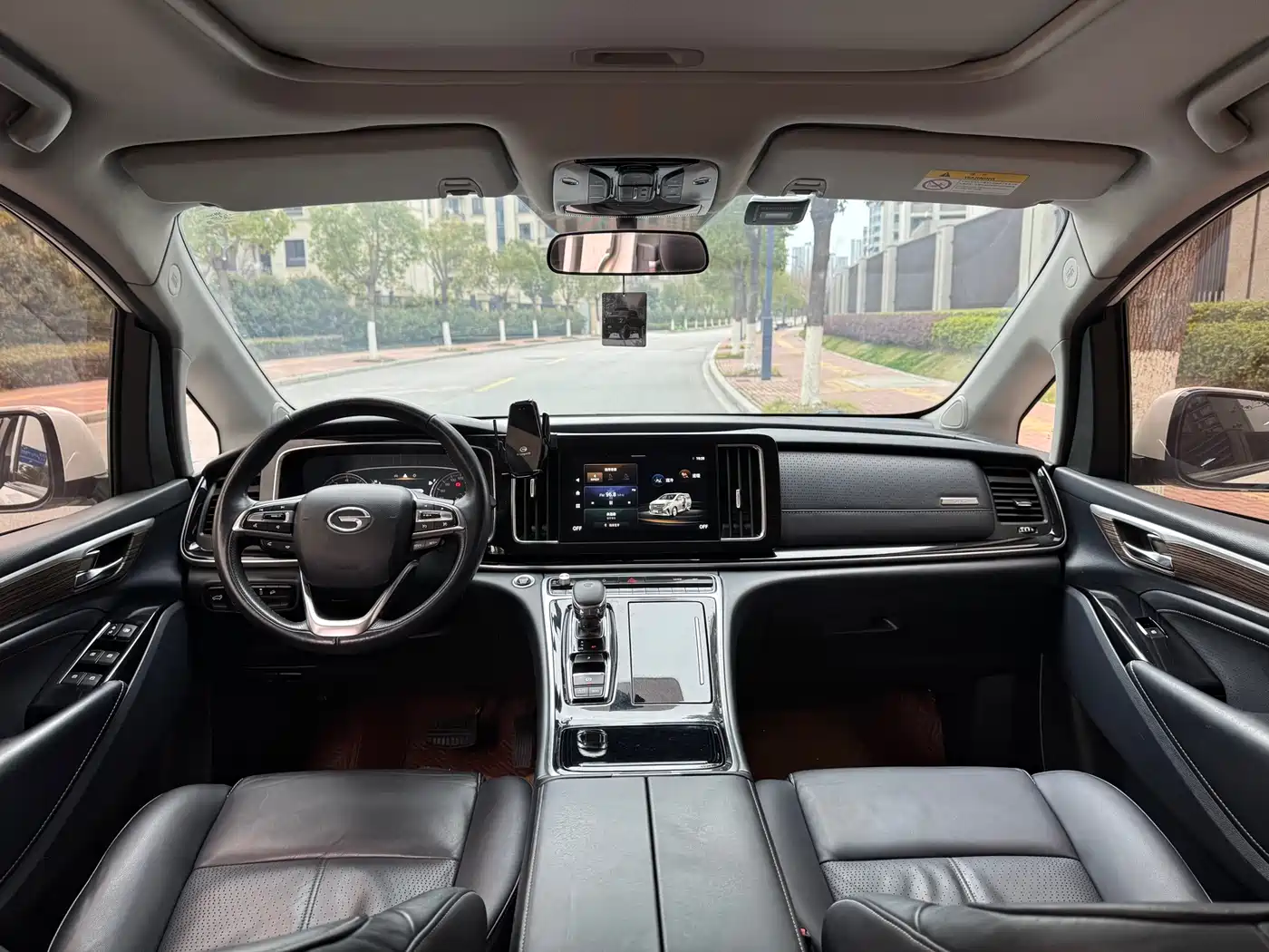 GAC Trumpchi Trumpchi M8 2021 Leading Show Series 390T Premium Edition фото 5