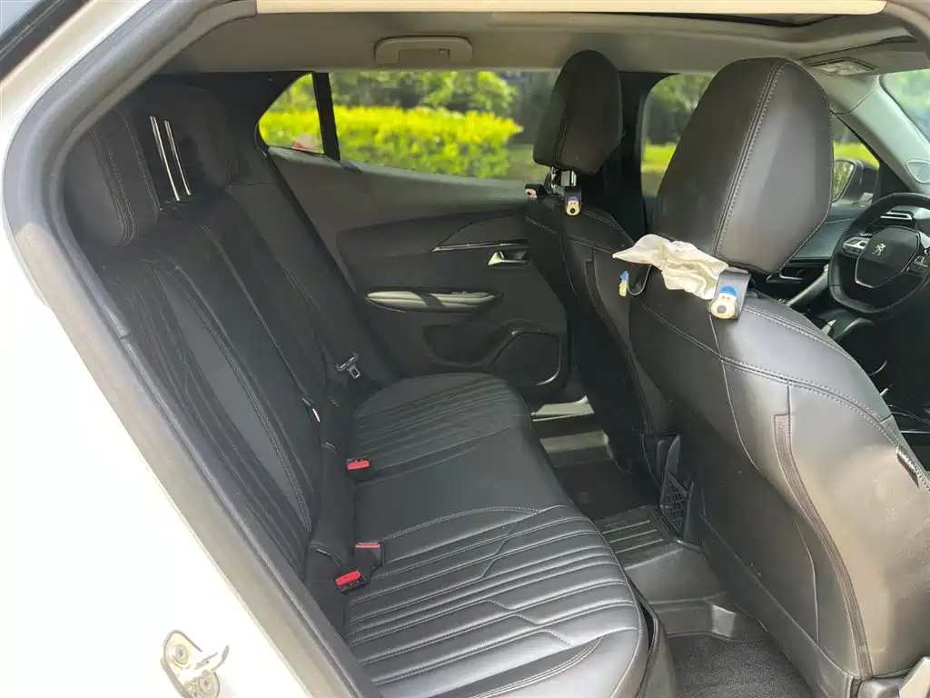 Peugeot 2008 2022 230THP THE ONE фото 17