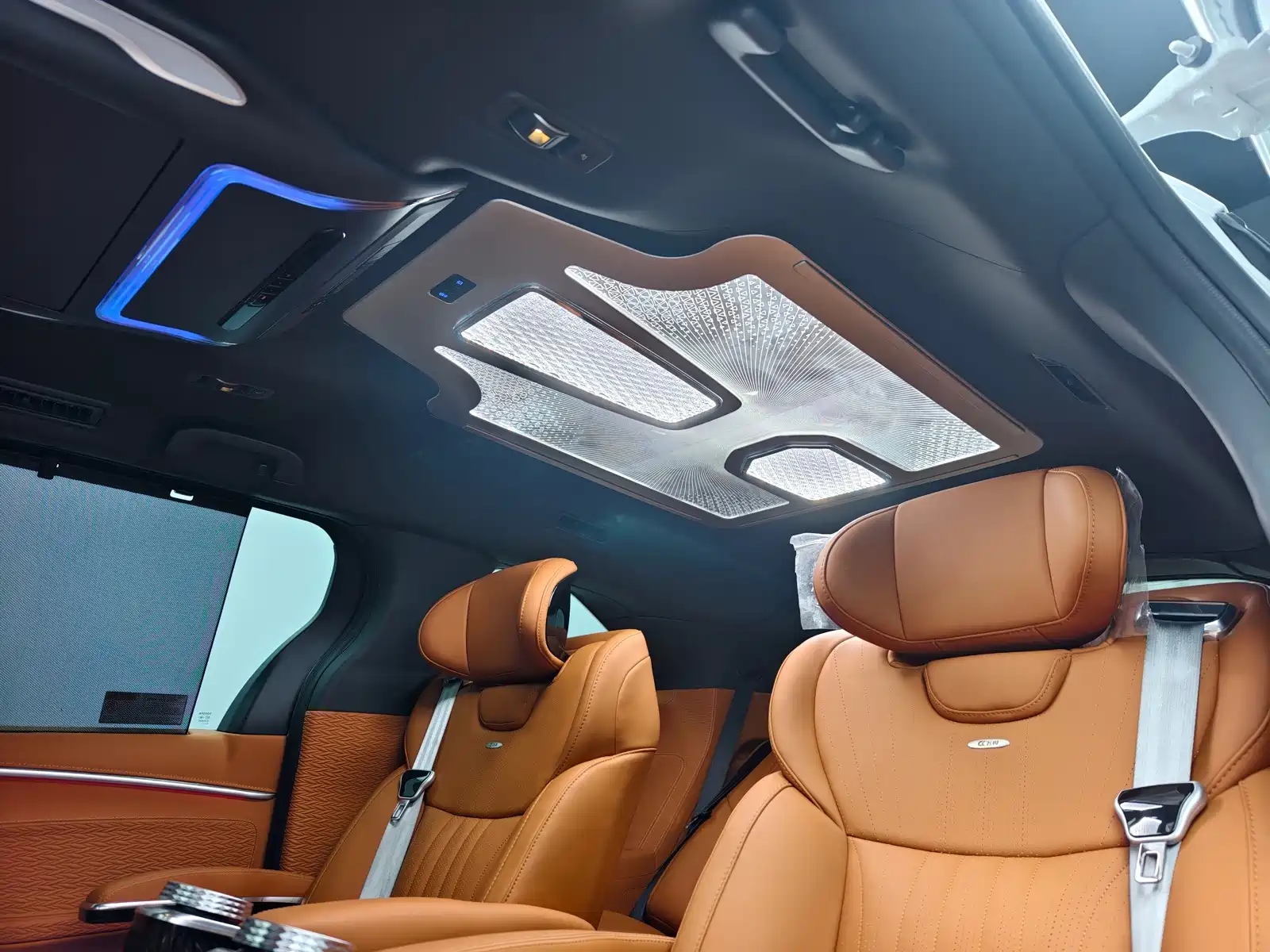 Фото 25 - Toyota Granvia