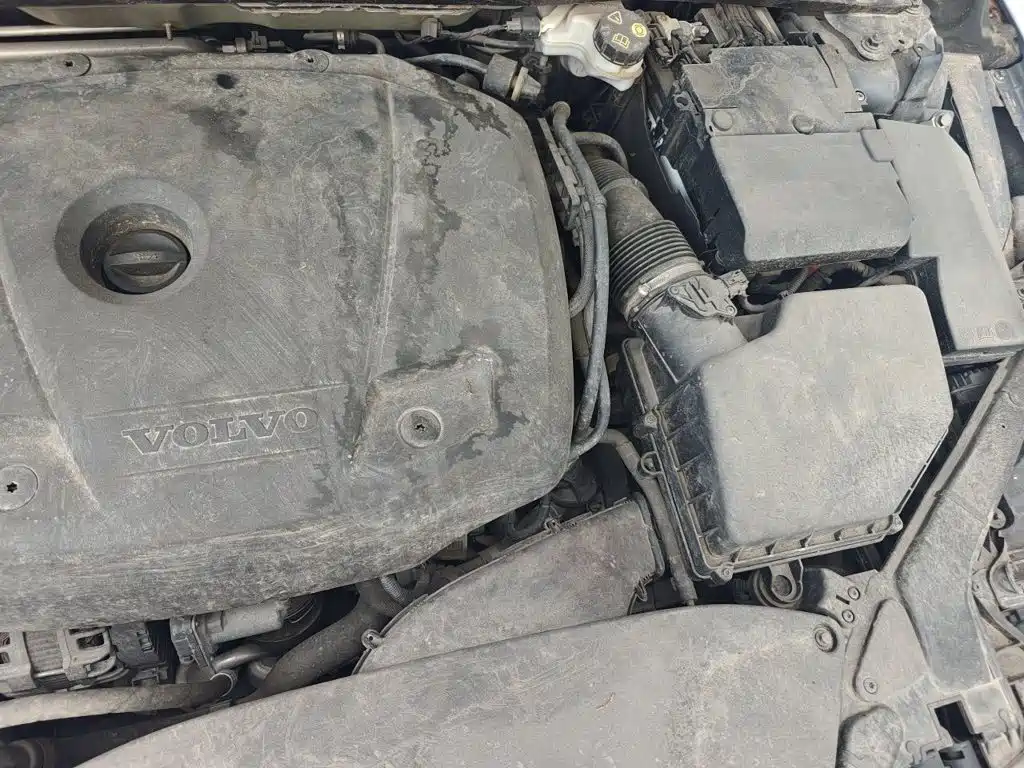 Фото 20 - Volvo V40