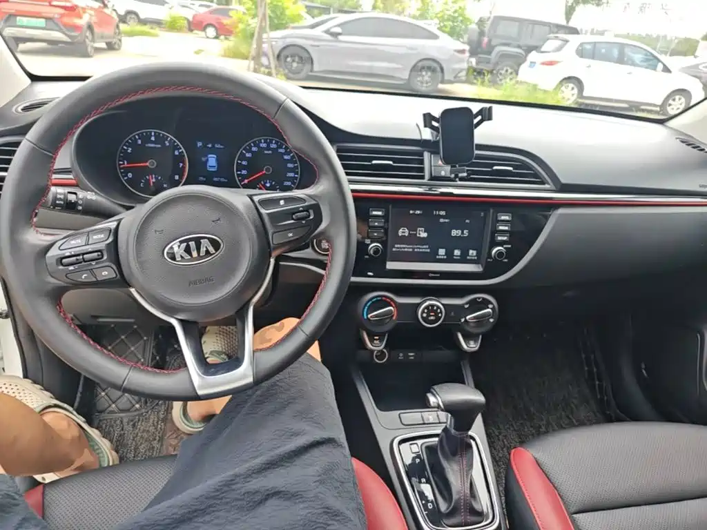 Kia KX CROSS 2019 2018 1.6L Automatic Smart Sunroof Edition