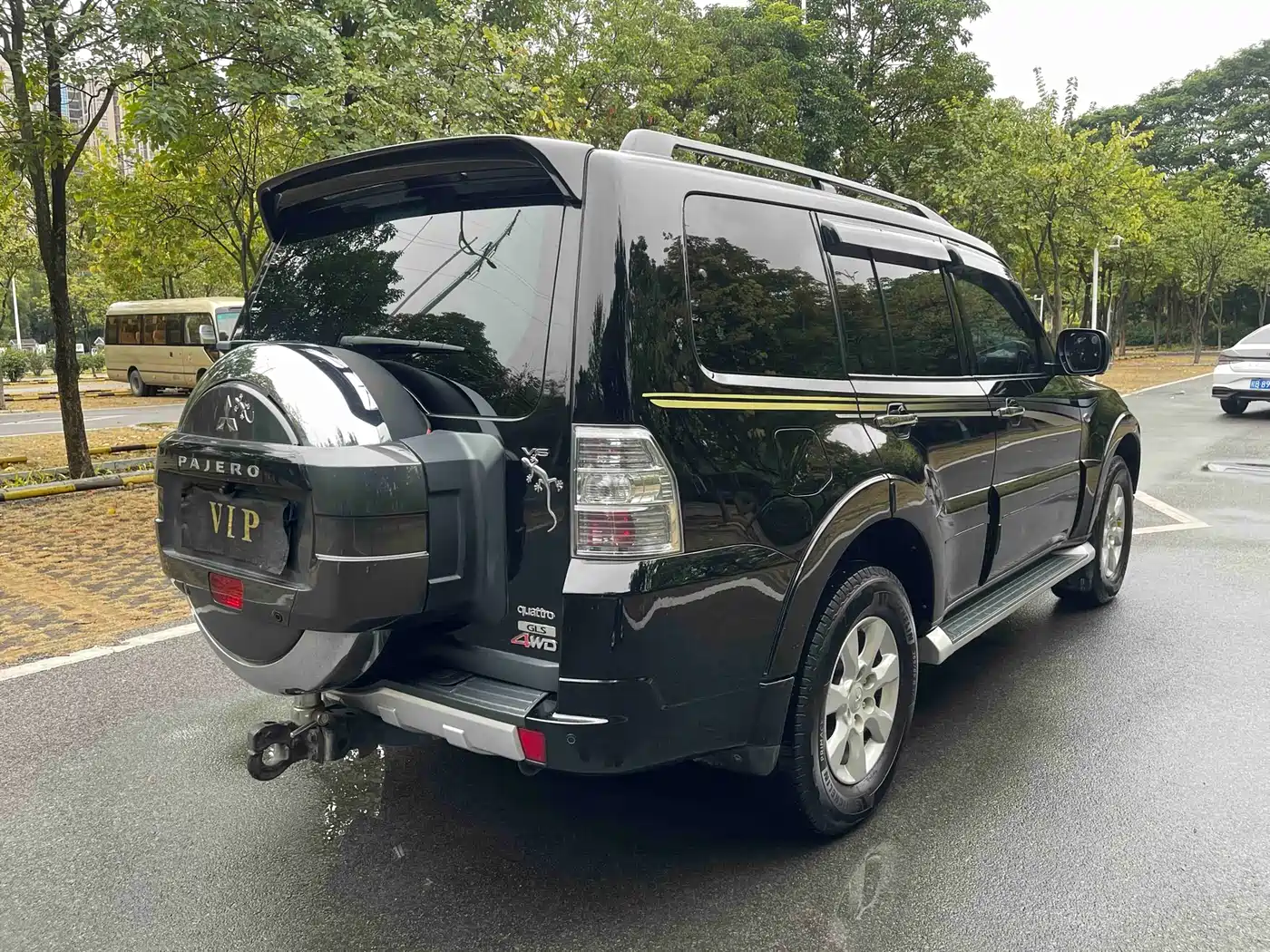 Mitsubishi Pajero (Import) 2015 3.0L Automatic Elite Premium Edition China IV фото 6