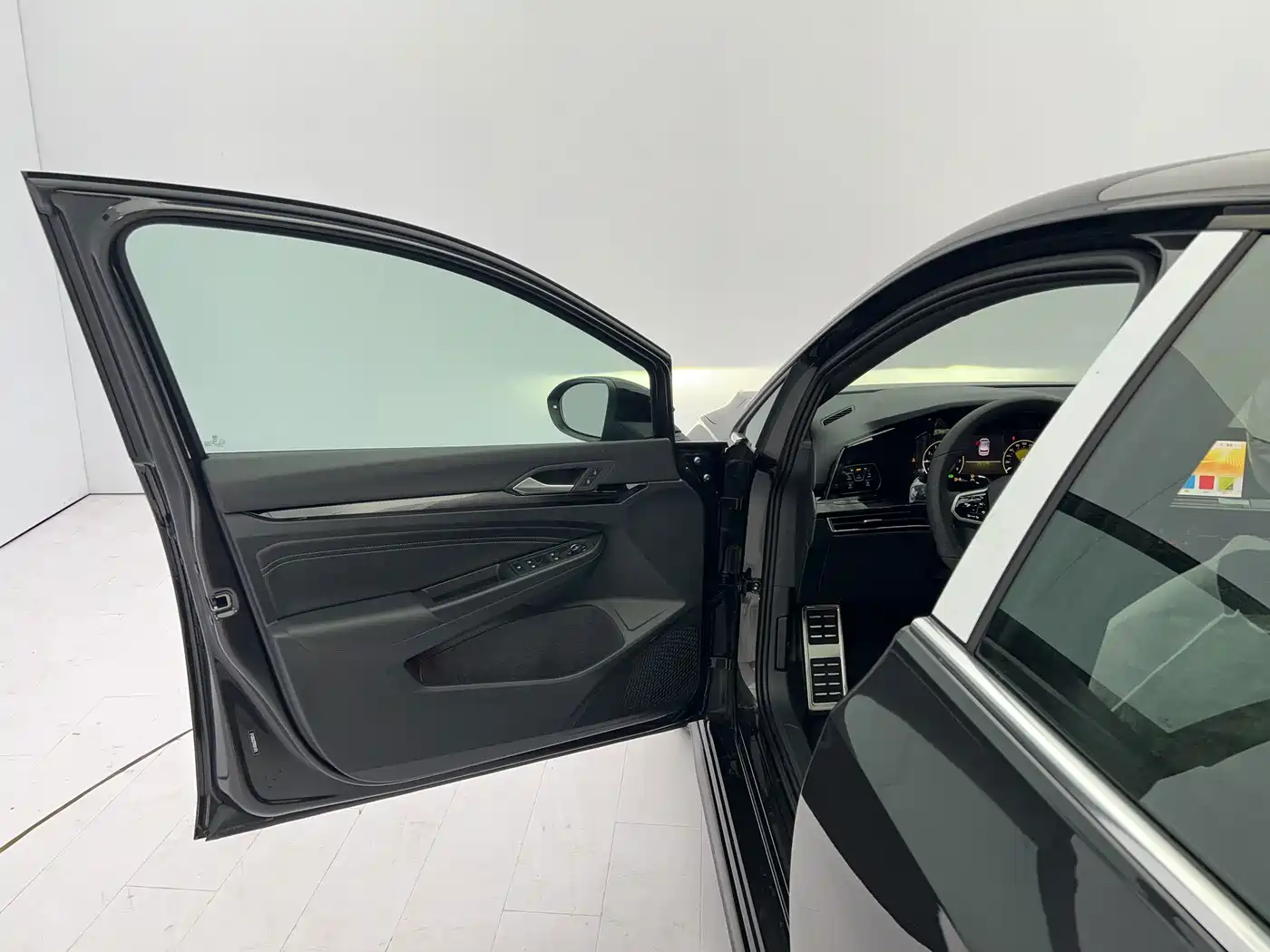 Volkswagen Golf 2024 2023 280TSI DSG R-Line Lite