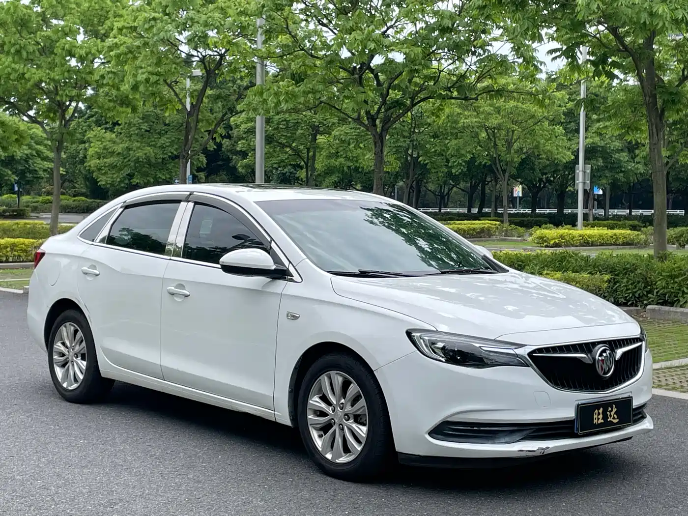 Buick Excelle 2021 Exemplar 1.5L Auto Elite фото 3