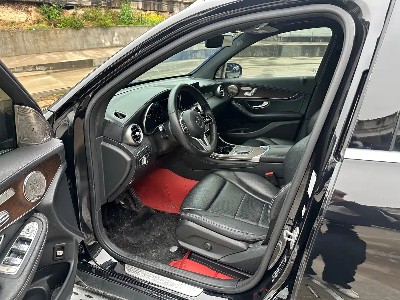 Mercedes-Benz GLC 2020 Facelift GLC 300 L 4MATIC Dynamic фото 4