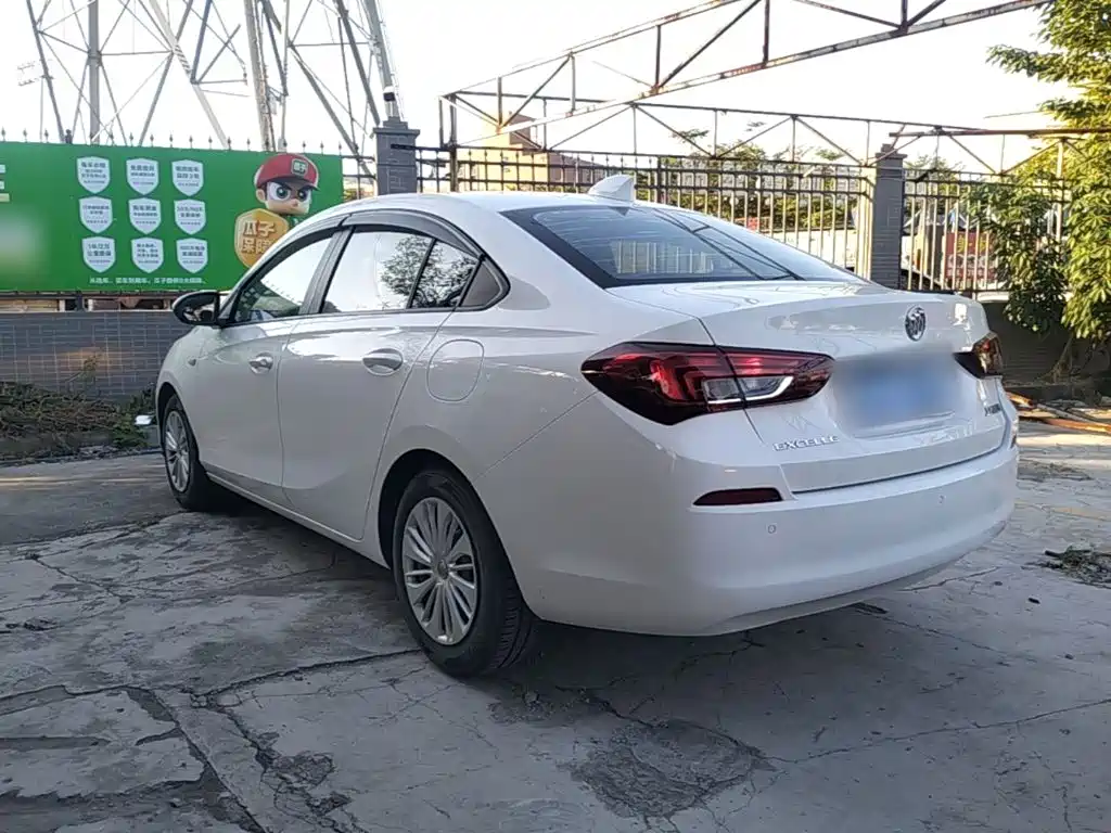 Фото 5 - Buick Excelle