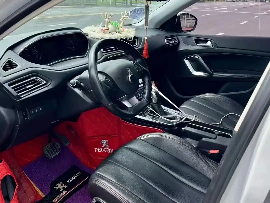Peugeot 308 2016 1.6L Automatic Fashion фото 7