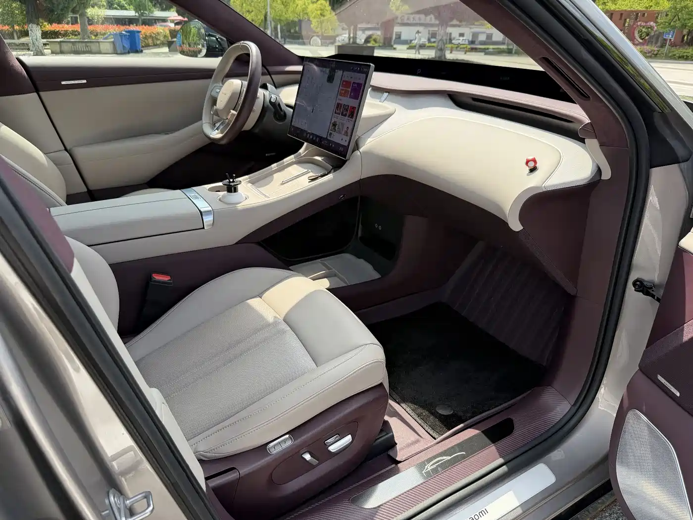 Xiaomi Auto Xiaomi YU7 2025 Ultra Long Range High Performance AWD Max Edition фото 13