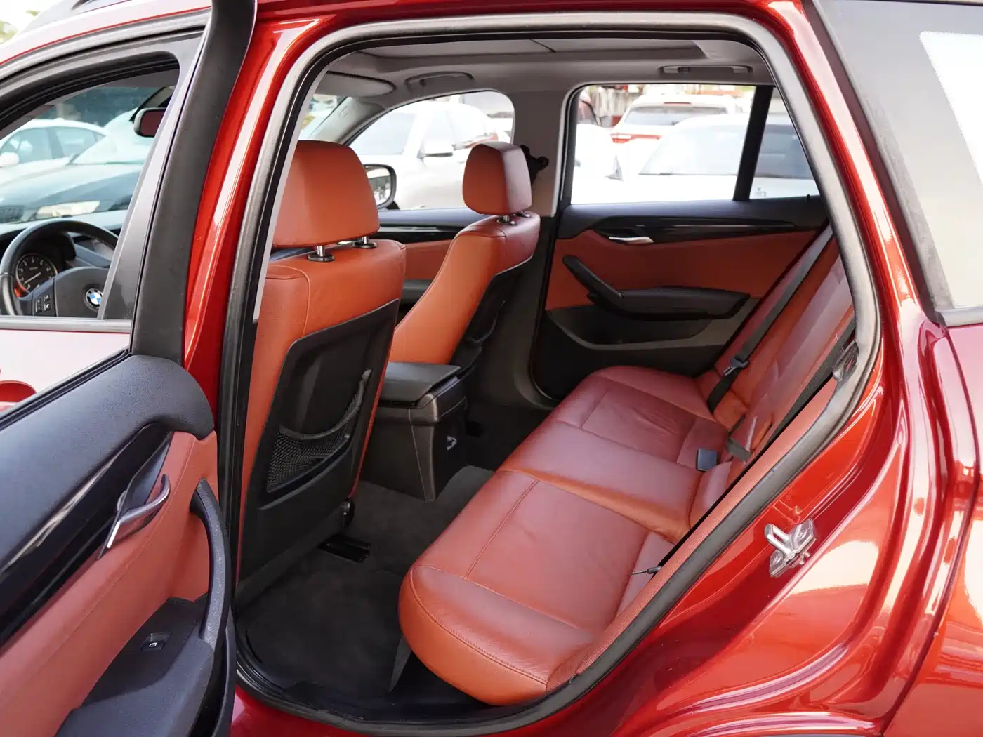 BMW X1 (Import) 2010 xDrive25i фото 6